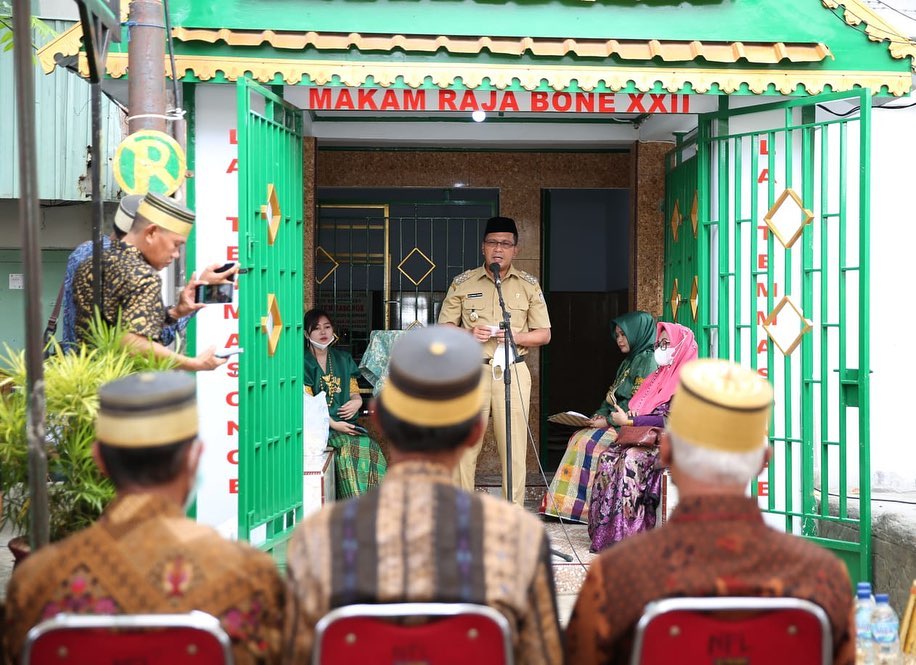 Wali Kota Makassar Resmikan Makam Raja Bone XXII